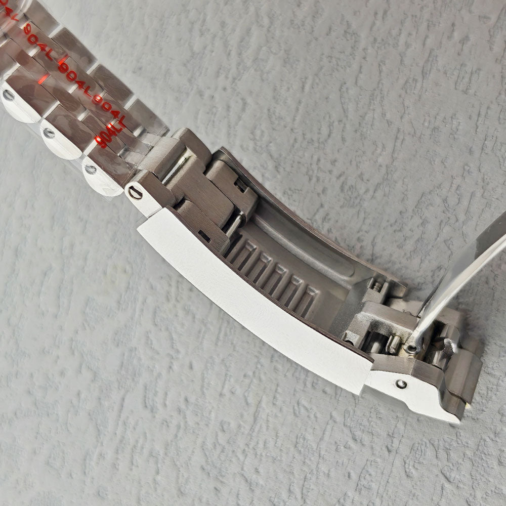 SeikoMod GMT Bruce Wayne